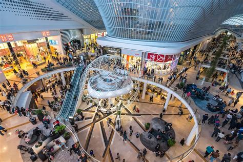 chadstone shopping centre hours.